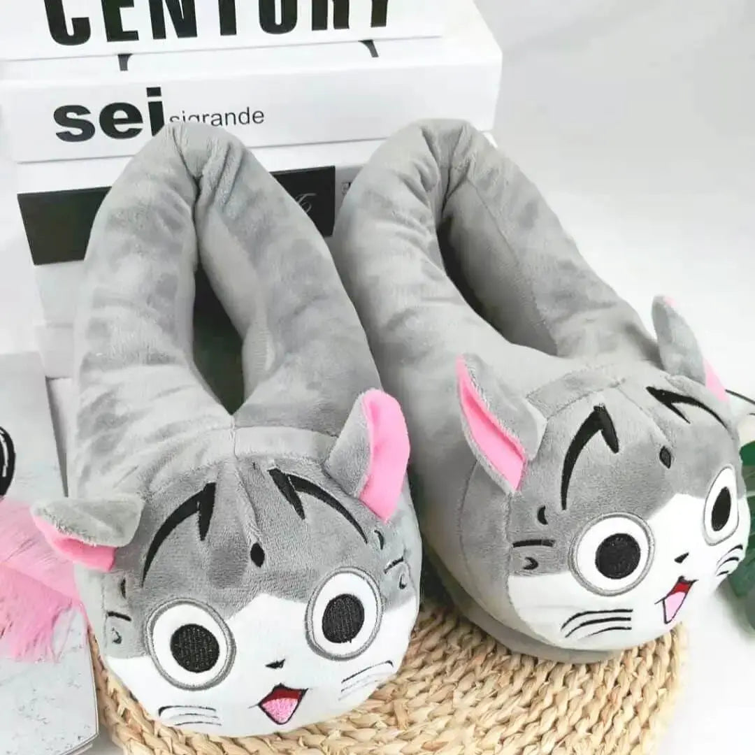 Image Chaussons Chat Gris Surpris de Face