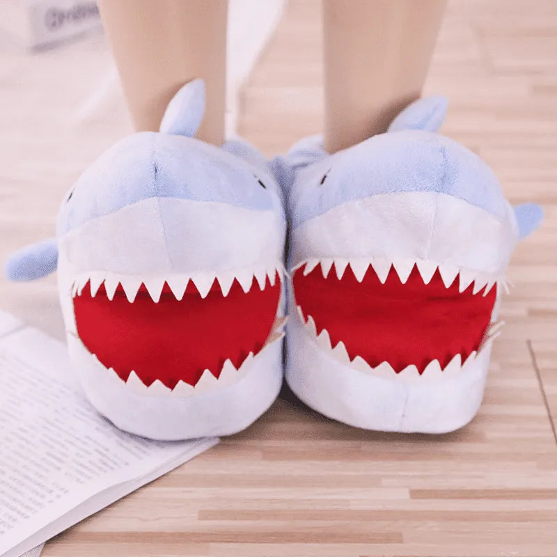 Image Chaussons Requin Blanc vue de face