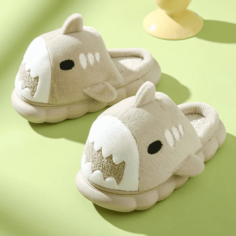 Image Chaussons Requin Kawaii Beige